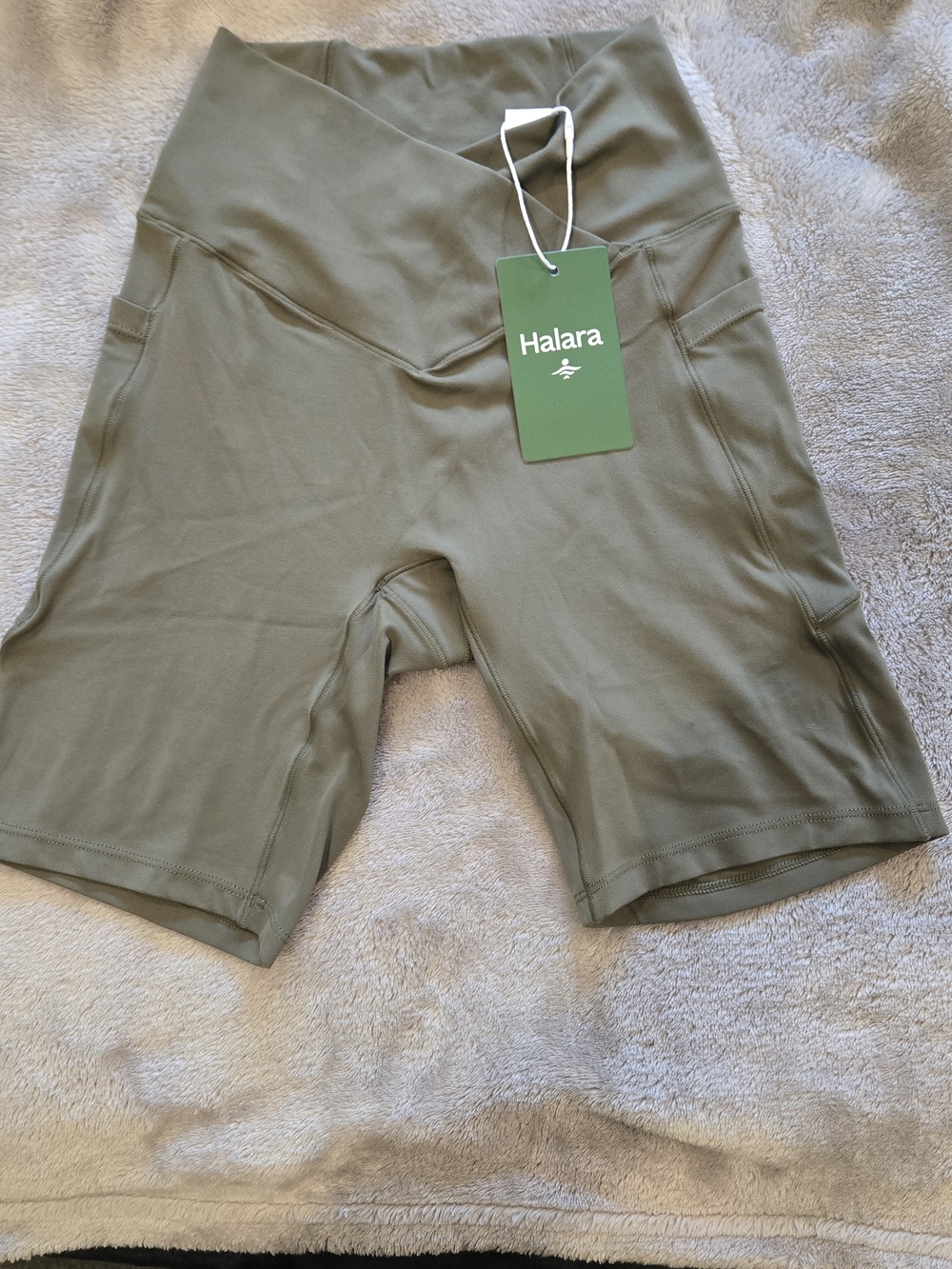 HALARA Olive Green High-Rise Bike Shorts